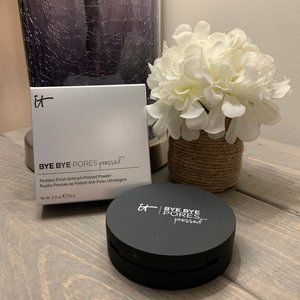 IT Cosmetics Bye Bye Pores Pressed Powder